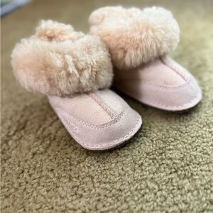 UGG Baby Walker Shoes in Light Pink and Cream